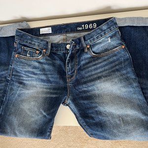 GAP 1969 Sexy Boyfriend Jeans in Loco Wash - Size 24